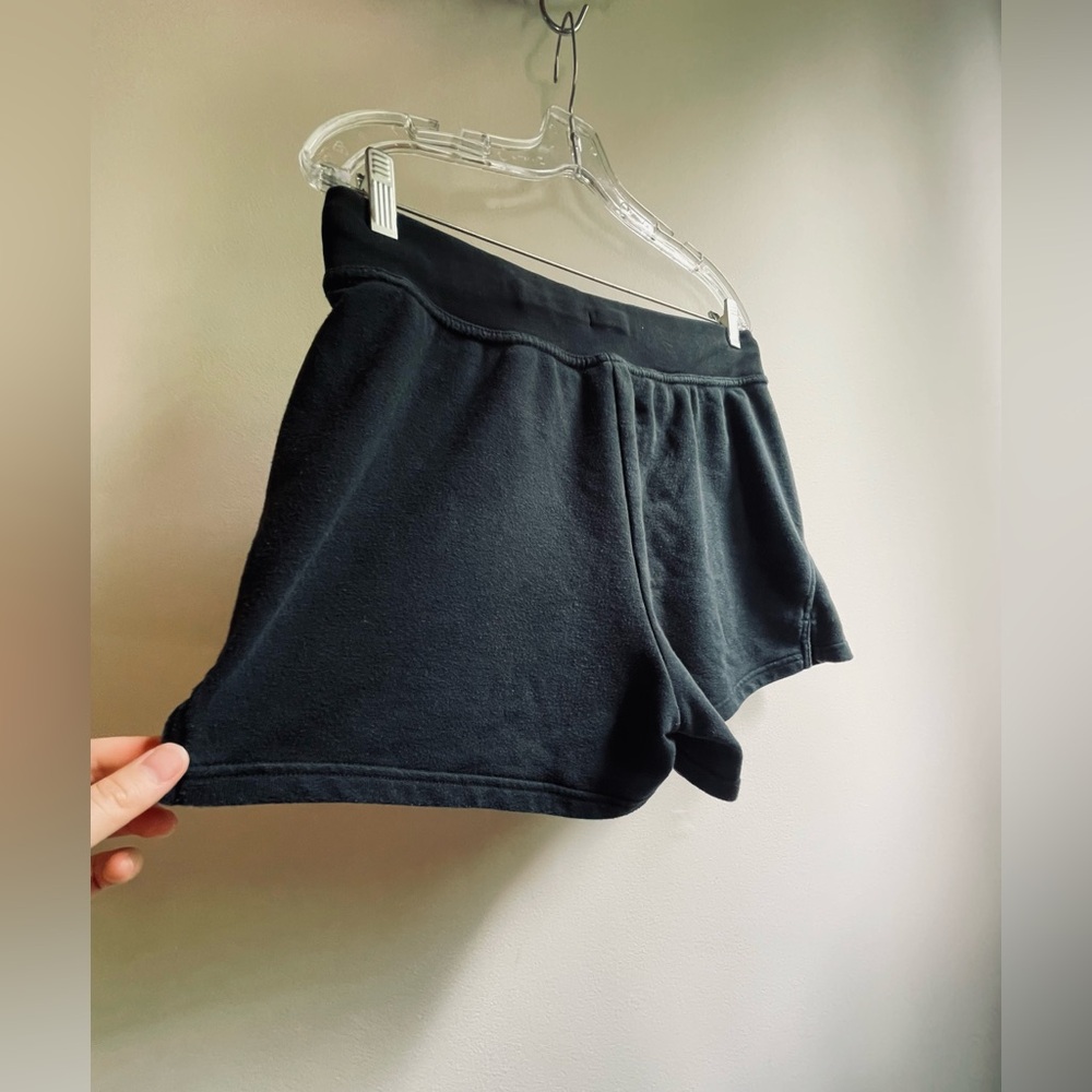 Nike Dry Fit Black Shorts Size Medium - Picture 4 of 9